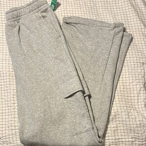 GAP Cargo Wide Leg Sweatpants
